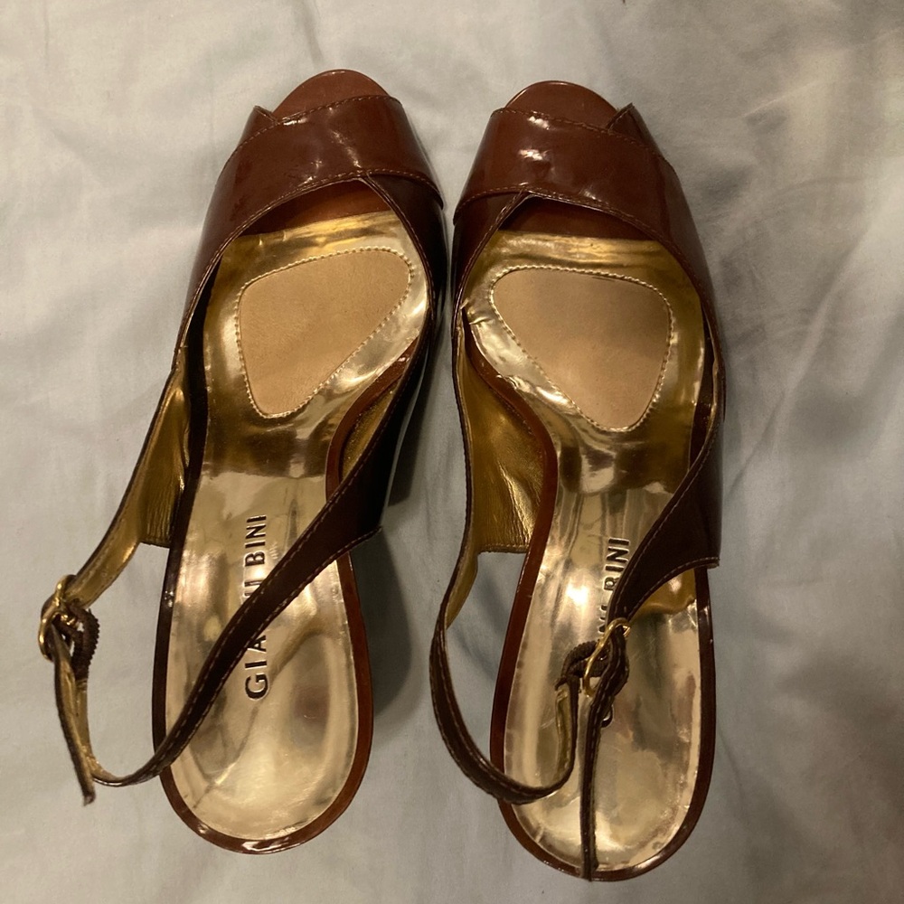 Gianni Bini Brown Open Toe 2in Heel Women Size 7